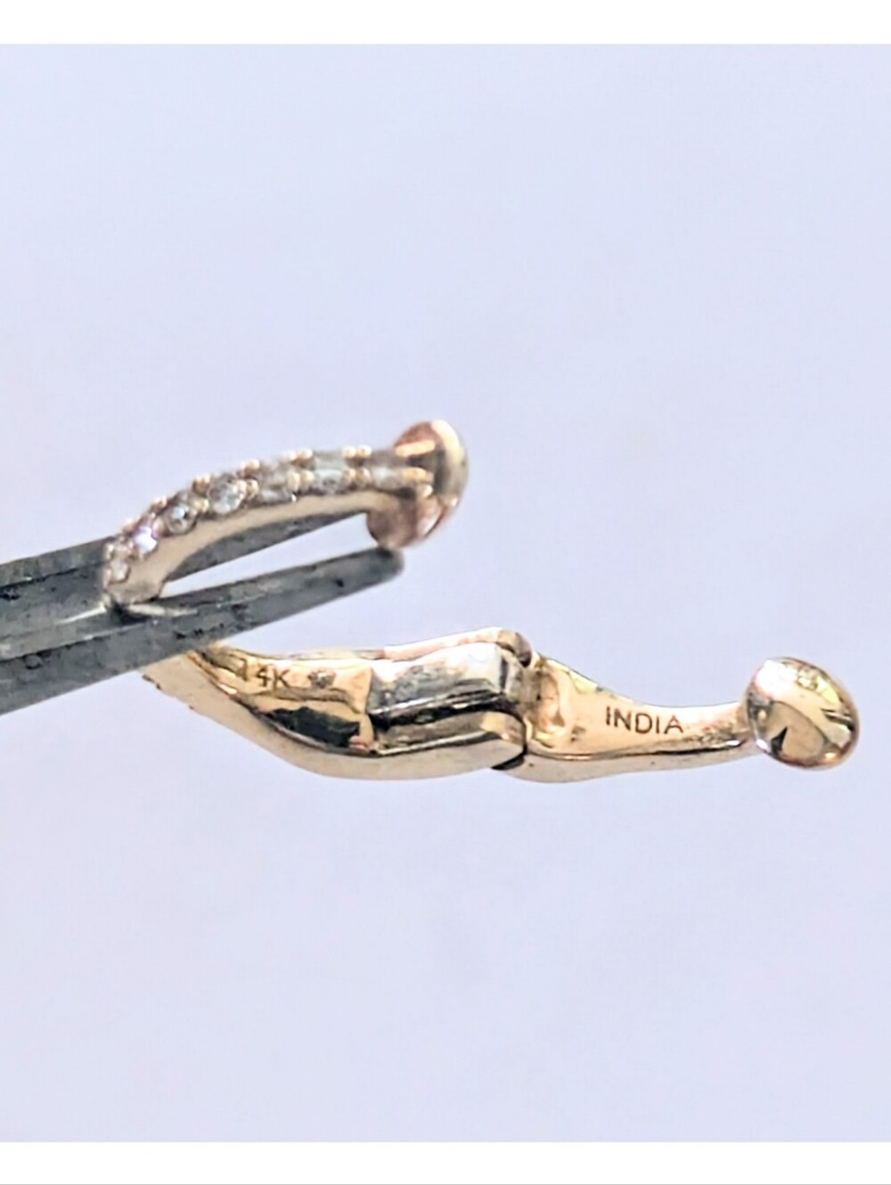 14k Solid Yellow Gold & Genuine White Sapphire Clip-On Nose Ring 1.01 Grams - Picture 7 of 13